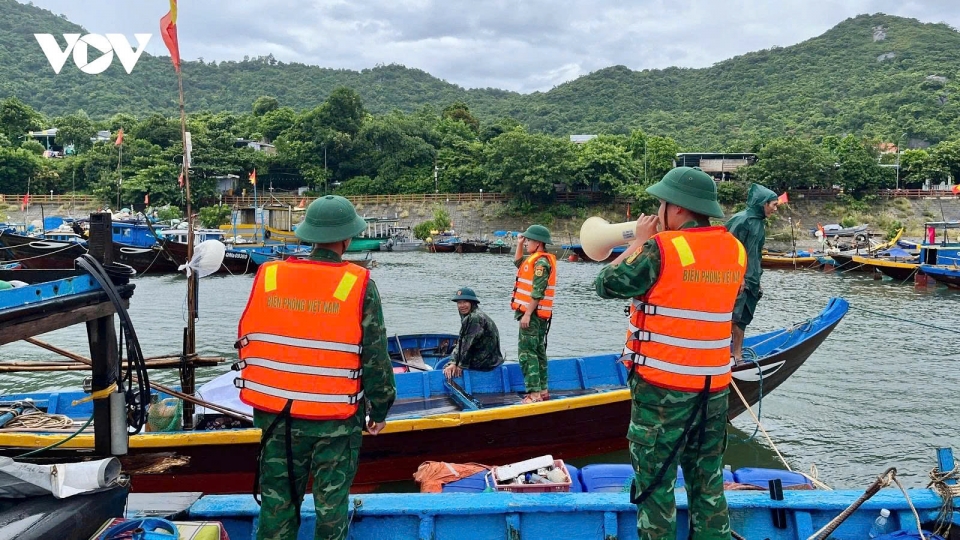 soldiers use loudspeakers to instruct boats and ships to return to shore and seek safe anchorage.jpg