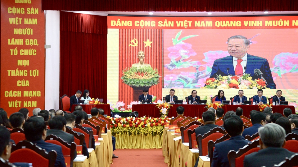 tong_bi_thu_to_lam_du_dai_hoi_van_phong_trung_uong.jpg