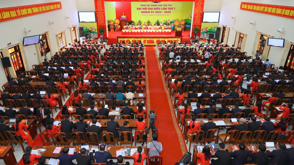 Đại hội đại biểu Đảng bộ thành phố Cần Thơ lần thứ I.jpg