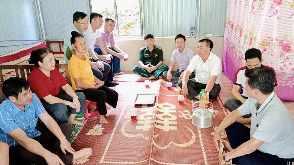 Bàn giao nhà.jpg