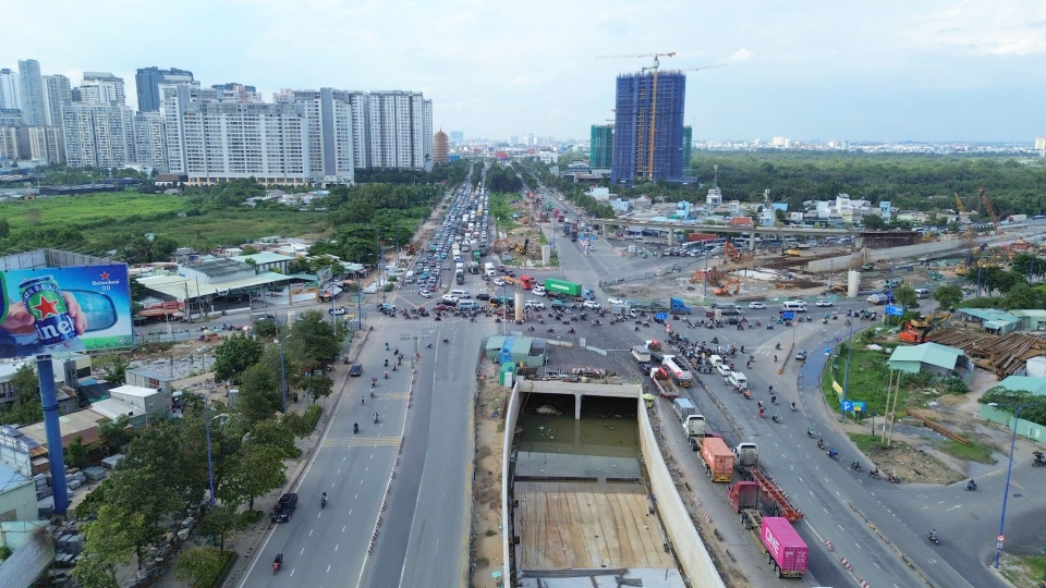 Nút giao thông An Phú bị chậm tiến độ ảnh M.Q.jpg