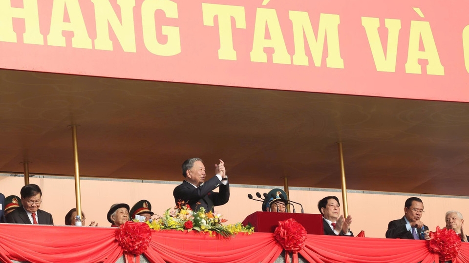 TBT To Lam.jpg