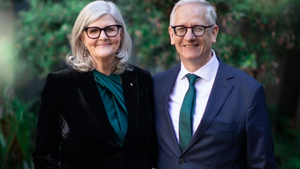 australias_governor-general_sam_mostyn_and_spouse.jpg