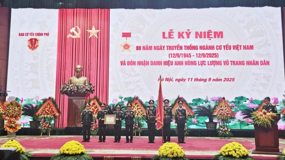 ban co yeu chinh phu.jpg