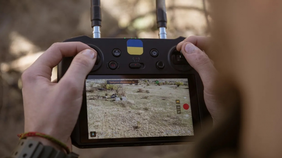 bo dieu khien UAV Ukraine, linh Ukraine, uav fpv -anadolu.jpg