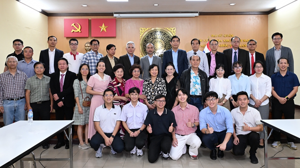 buoi_gap_go_than_mat_voi_cong_dong_tri_thuc_sinh_vien_va_kieu_bao_viet_nam_tai_dai_su_quan_viet_nam_tai_thai_lan_sang_20_9_2025.jpg