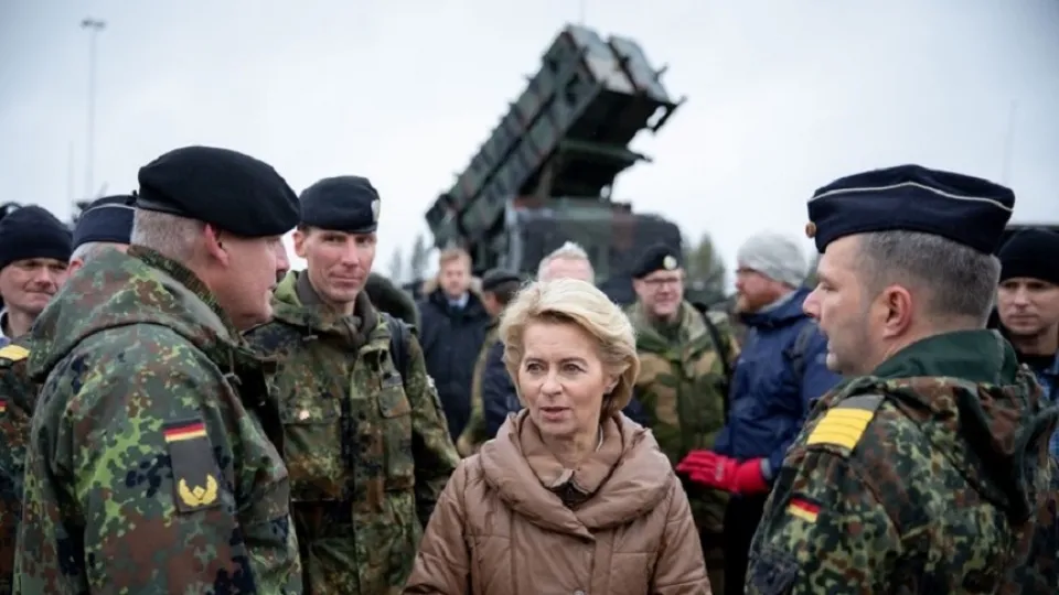 chu_tich_uy_ban_chau_au_ec_ursula_von_der_leyen._rt.jpg