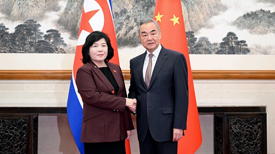 ngoai truong Trung Quoc Trieu Tien, Vuong Nghi Choe Son Hui -bo ngoai giao trung quoc.jpg