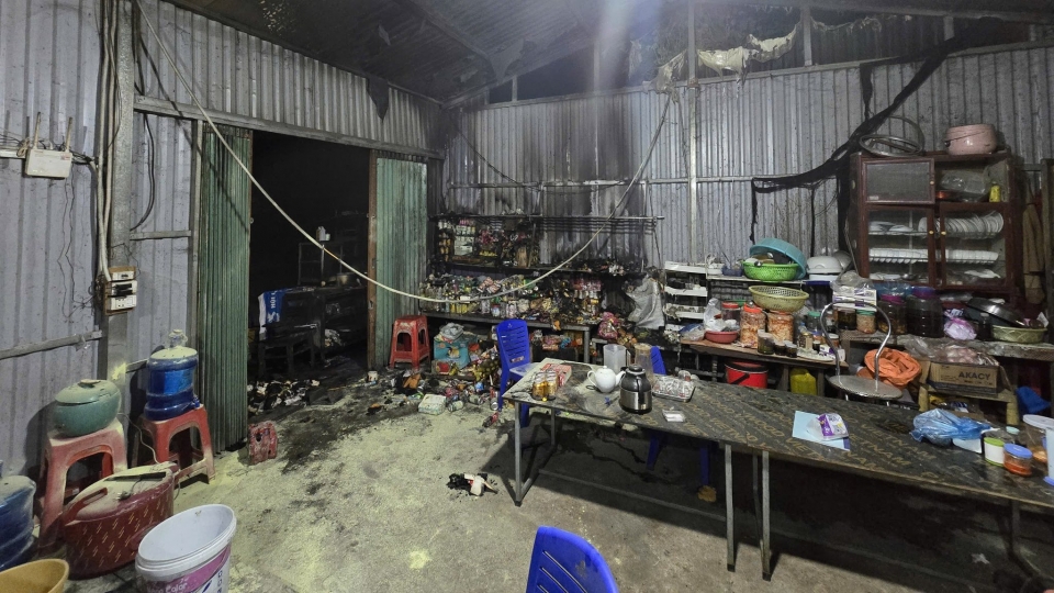 phong hoa dot nha o cao bang.jpg