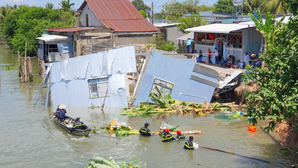 từ năm 2016 đến nay vùng ĐBSCL đã xuất hiện 812 điểm sạt lở với tổng chiều dài trên 1.210 km.jpg