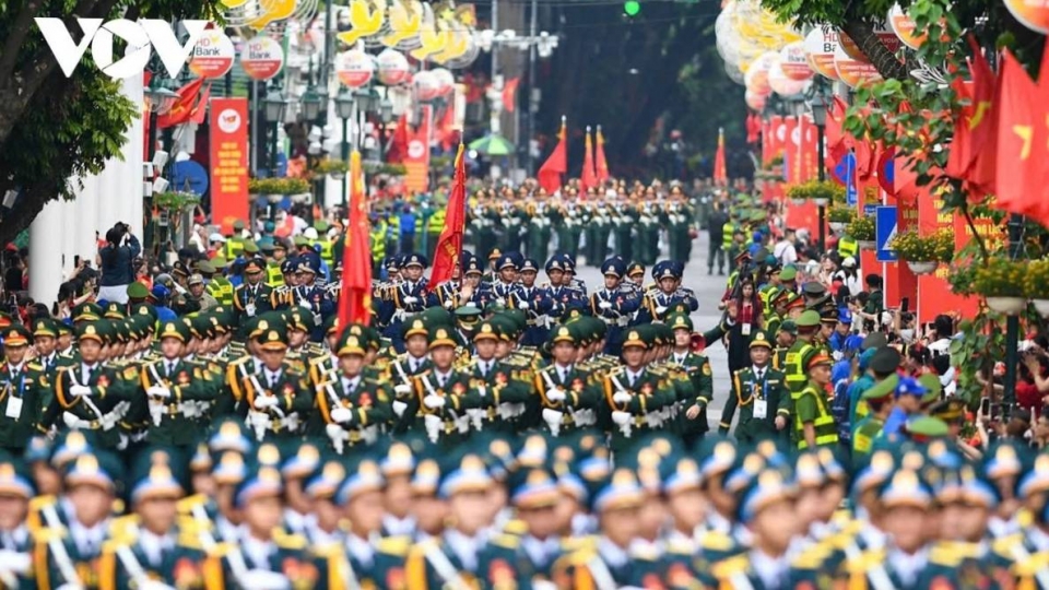 tong duyet 80 nam quoc khanh.jpg