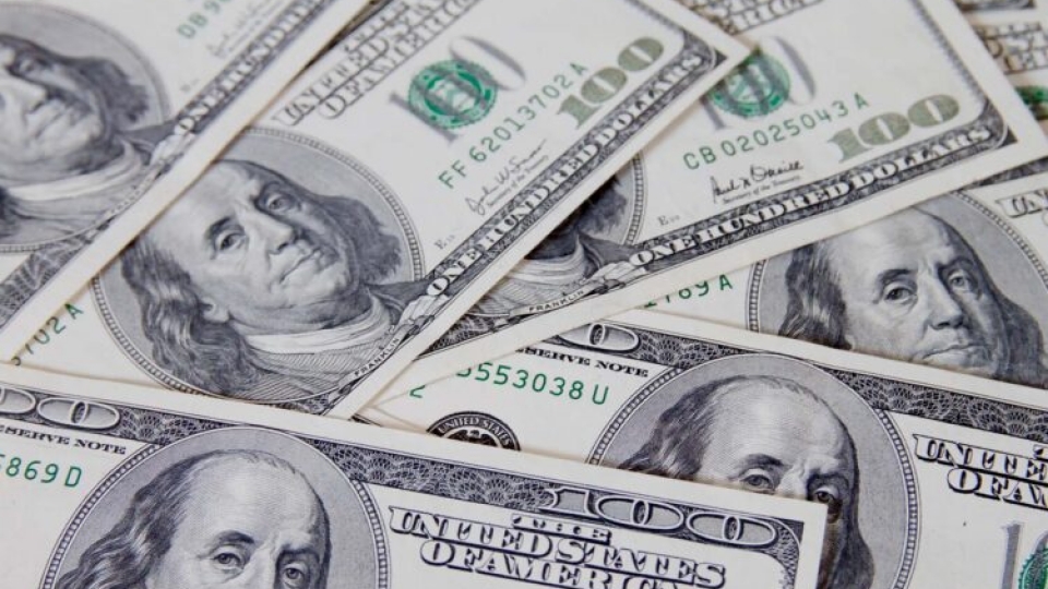 us-100-dollar-bills-750x450.jpg