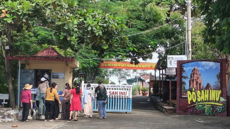 Điểm đến Di tích tháp Pô Sah Inư.jpg