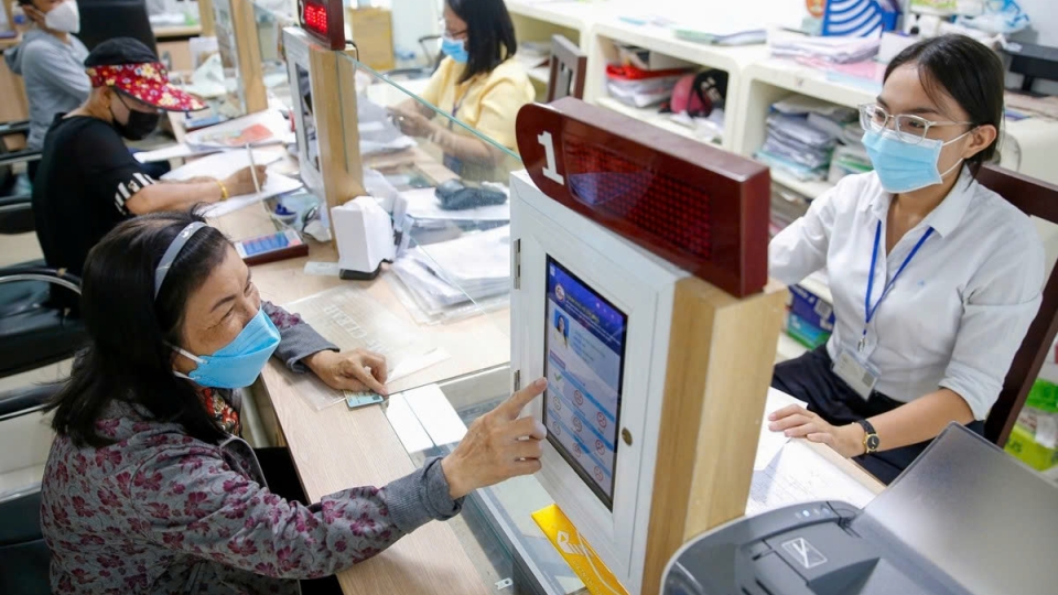 đánh giá công viên chức.jpg