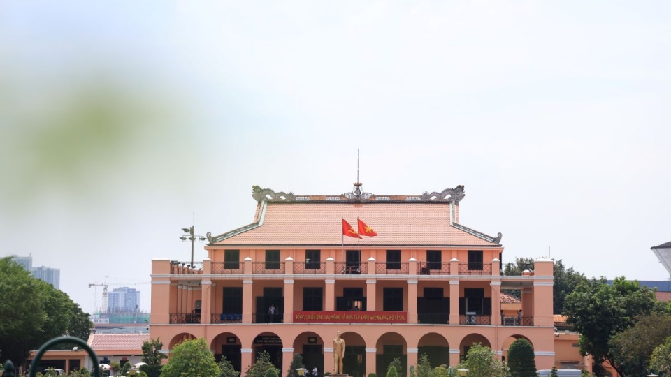 Ảnh Bến Nhà Rồng.JPG