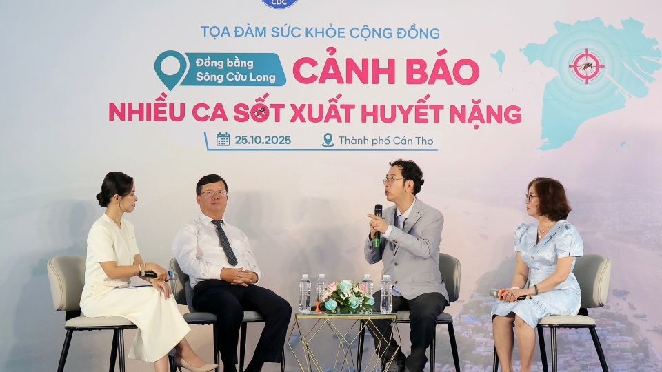 Các chuyên gia , bác sĩ chia sẻ về sốt xuất huyết dengue tại toạ đàm sức khoẻ ĐỒNG BẰNG SÔNG CỬU LONG_  CẢNH BÁO NHIỀU CA SỐT XUẤT HUYẾT NẶNG    .jpeg