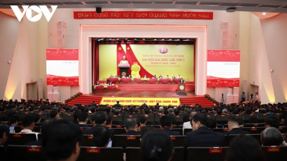 Overall view of the 1st Congress of the Ho Chi Minh City Party Committee.jpg