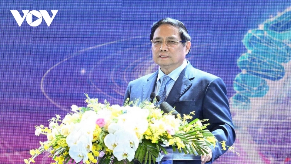 Private sector urged to grow beyond itself for strong, prosperous Vietnam 1.jpg