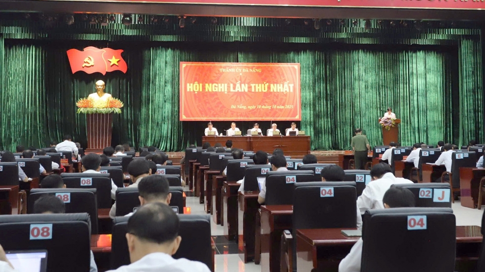 Quang cảnh hội nghị.jpg