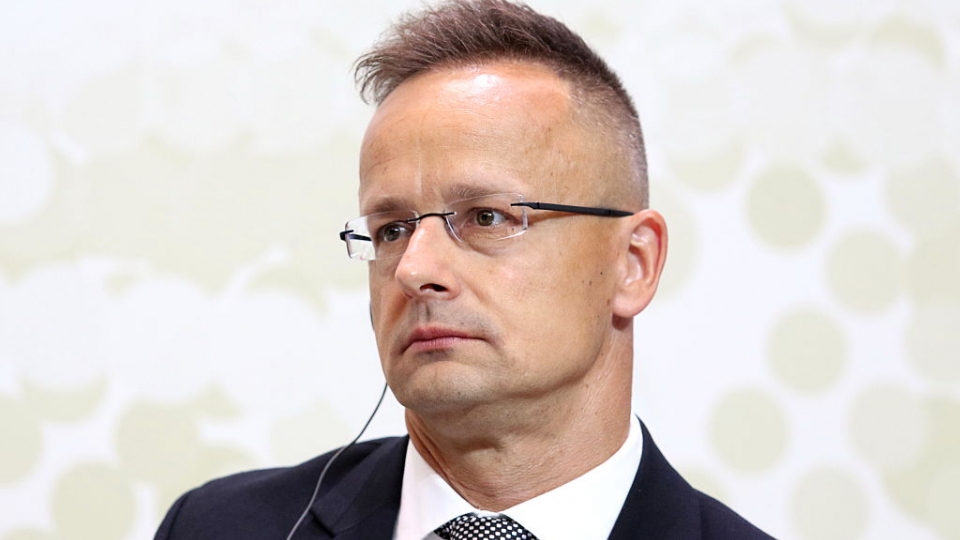 bo_truong_ngoai_giao_va_thuong_mai_hungary_peter_szijjarto_anh-euractiv.com_.jpg