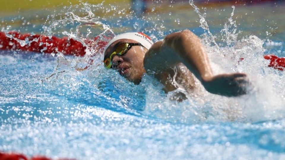 Huy Hoang clinches second gold at Asian Aquatics Championships