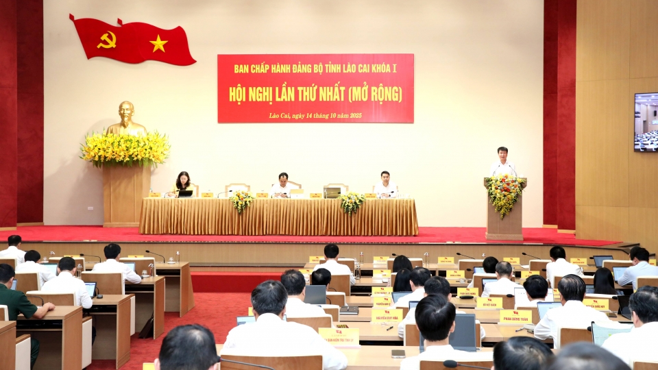 hoi_nghi_lan_thu_nhat_ban_chap_hanh_dang_bo_tinh_lao_cai_anh_hien_lap.jpg
