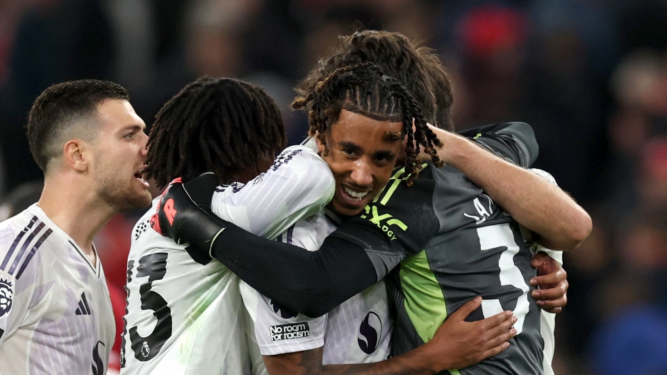 45678 - Cuộc tuyên chiến cùng cạnh tranh duyên dáng cùng vô cùng rộng lớn nguyên tắc bất ngờ