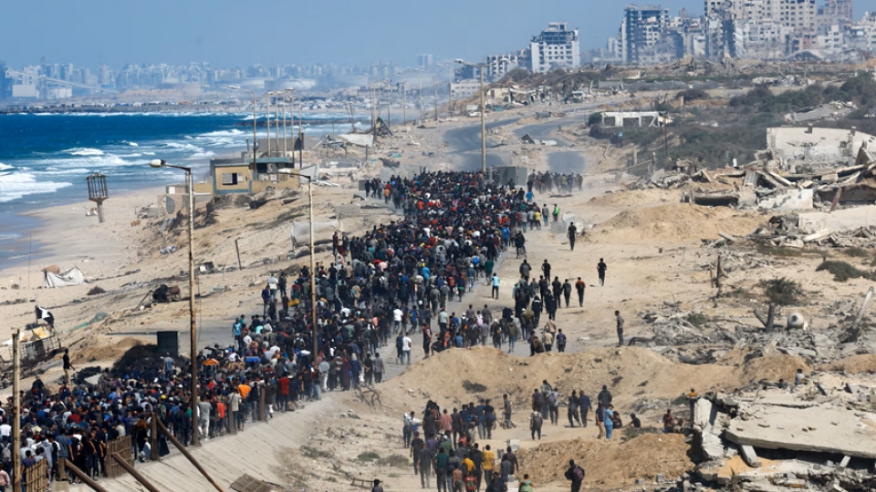 nguoi_dan_palestine_tro_ve_nha_sau_khi_lenh_ngung_ban_tai_gaza_co_hieu_luc._anh_reuters.png