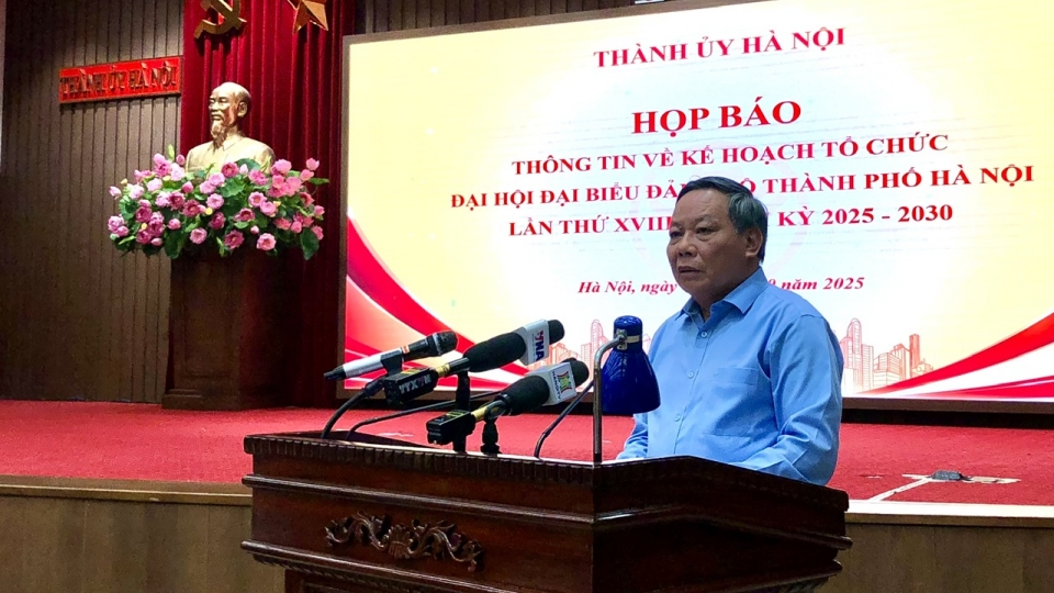 pho_bi_thu_thuong_truc_nguyen_van_phong_phat_bieu_20251008115858.jpg