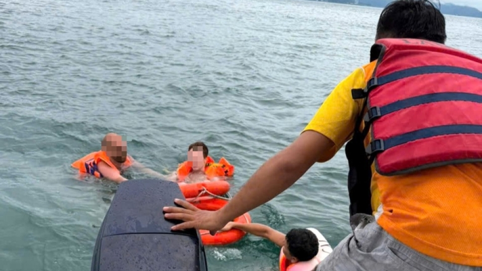 Moldovan tourist rescued from drowning while swimming in Nha Trang