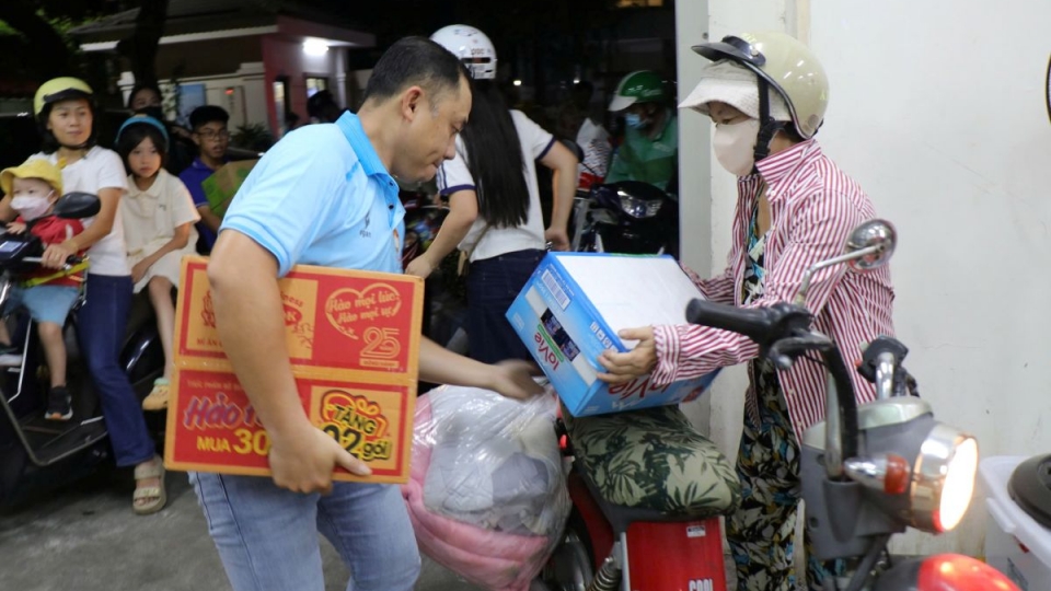 TP.HCM phát động đợt ủng hộ khẩn cấp hỗ trợ đồng bào vùng lũ
