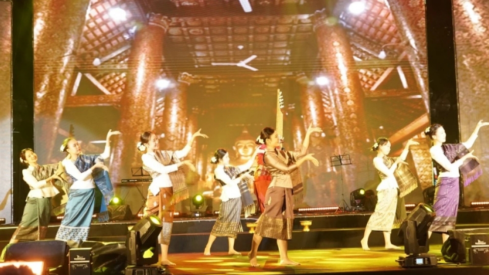 Hanoi hosts vibrant international cultural exchange 1.png