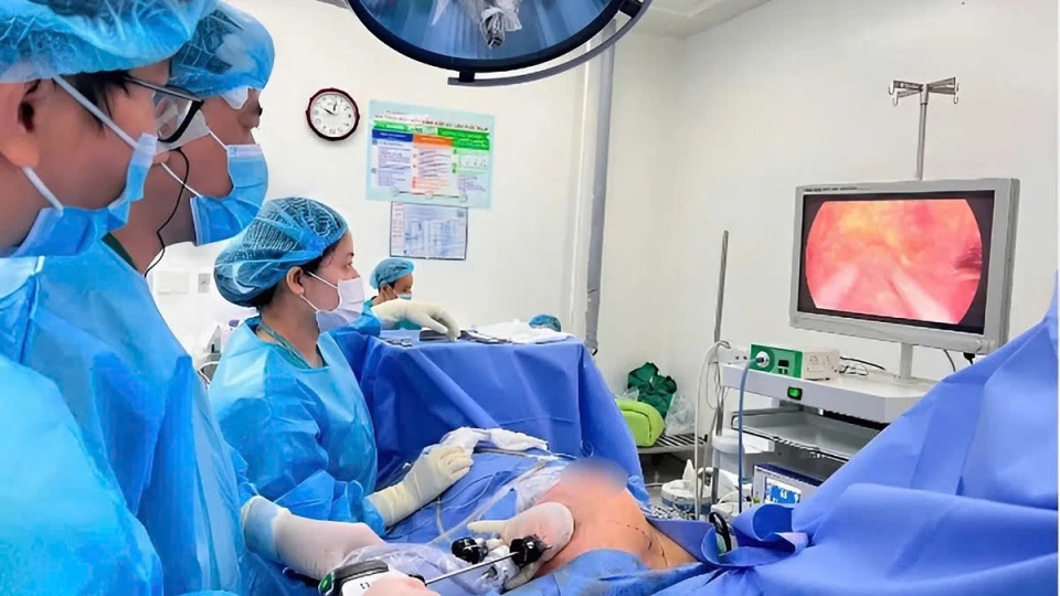 In recent years, many modern medical tools and treatment techniques have been introduced, helping to improve the effectiveness of diagnosis and treatment.jpg