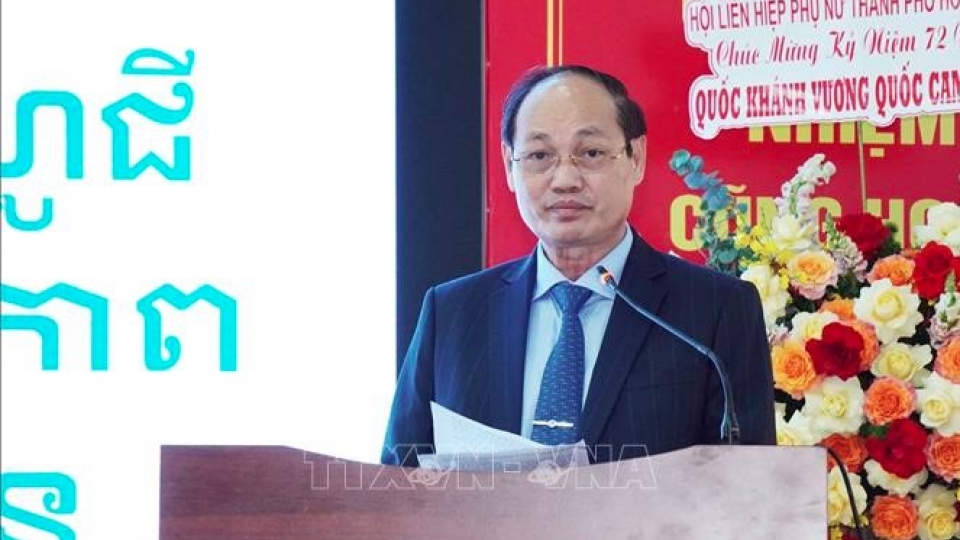 Lt. Gen. Nguyen Van Nam, Chairman of the Ho Chi Minh City Vietnam-Cambodia Friendship Association, speaks at the gathering.jpg
