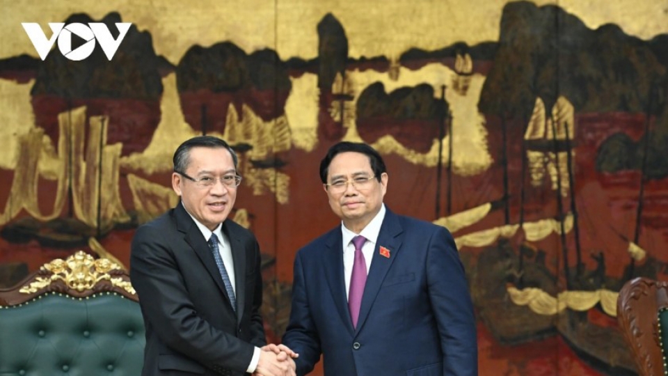 Prime Minister receives Lao Minister of Labour and Social Welfare Phosay Sayasone pict1.jpg