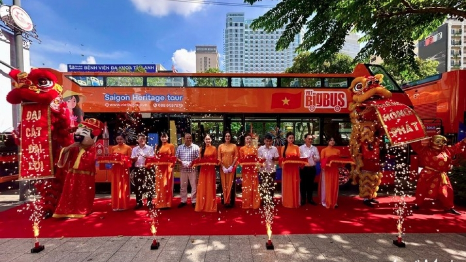 New double-decker bus route highlights Saigon’s cultural heritage
