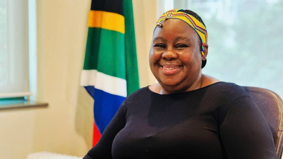 South African Ambassador to Vietnam Vuyiswa Tulelo.jpg