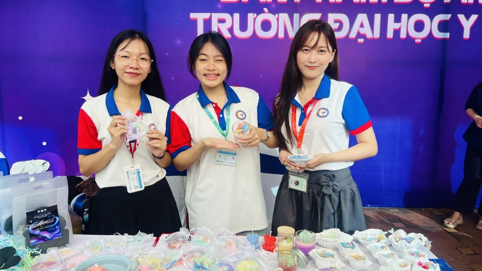 VOV - Nhóm khởi nghiệp Mikasa thuộc Khoa dược – Trường Đại học Y dược Cần Thơ với sản phẩm làm từ dược liệu thiên nhiên.jpg