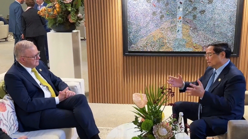 Vietnamese Prime Minister Pham Minh Chinh meets Australian Prime Minister Anthony Albanese in South Africa on November 23.jpg