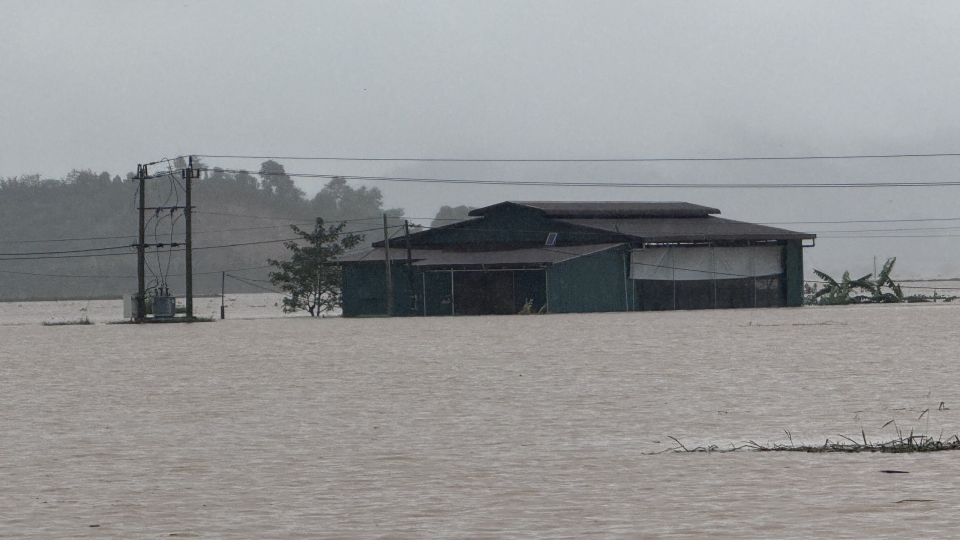 Di dời 370 hộ dân ở hai xã phía Tây tỉnh Đắk Lắk đến nơi an toàn