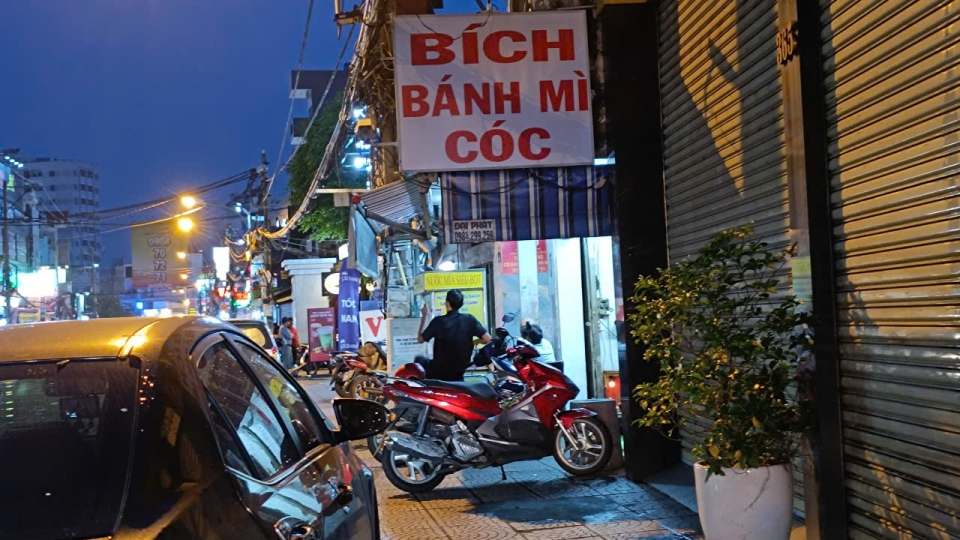 banh_mi_coc_co_bich.jpg