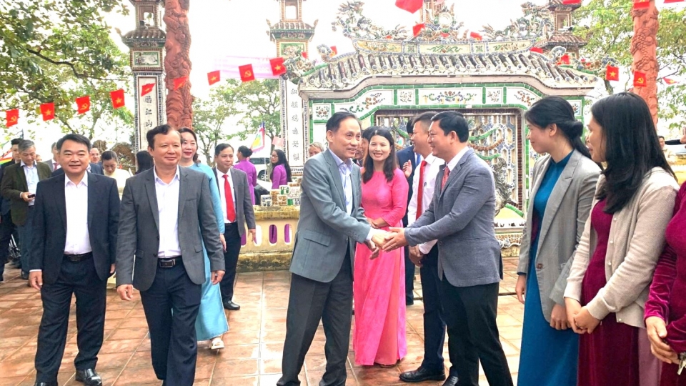 Bộ trưởng Bộ Ngoại giao dự Ngày hội Đại đoàn kết toàn dân tộc tại thành phố Huế