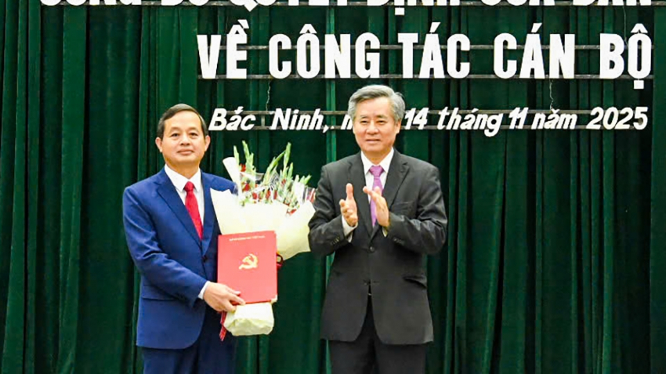cong_bo_quyet_dinh_chu_tich_3.jpg