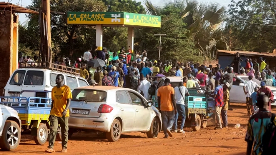 e195cf5_ftp_import_images_1_qelawkgadgjs_2025_11_04t230509z_1496900776_rc2xnhaxzhw4_rtrmadp_3_mali_u_20251108052841.jpg