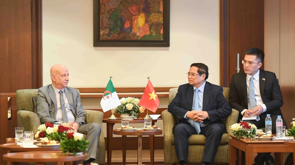 thu_tuong_chinh_phu_pham_minh_chinh_da_tiep_tong_bi_thu_dang_mat_tran_giai_phong_dan_toc_algeria.jpg