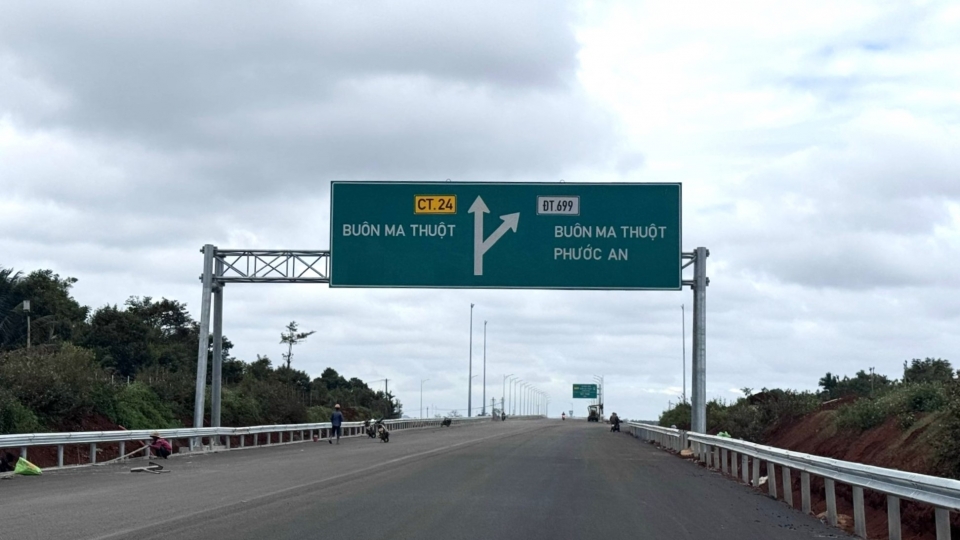 Đoạn cuối tuyến cao tốc.jpg