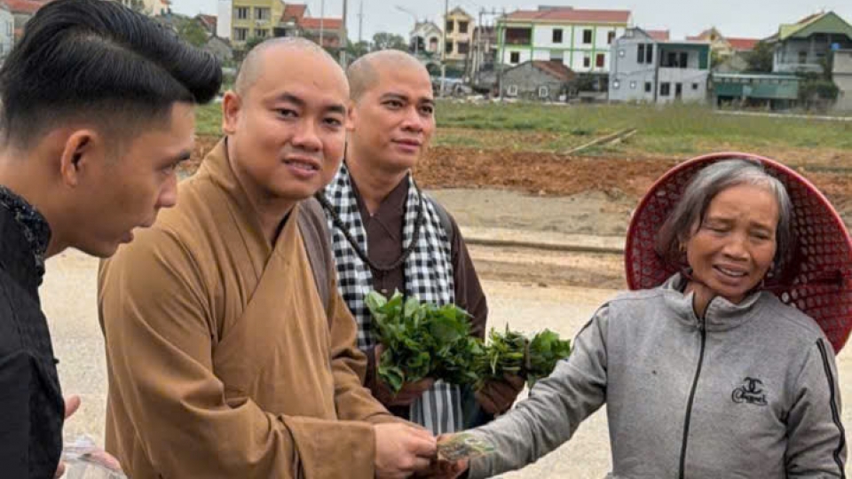 Các tổ chức Phật giáo tại tỉnh Đồng Tháp luôn đồng hành với dân tộc, tích cực các hoạt động an sinh xã hội.jpg