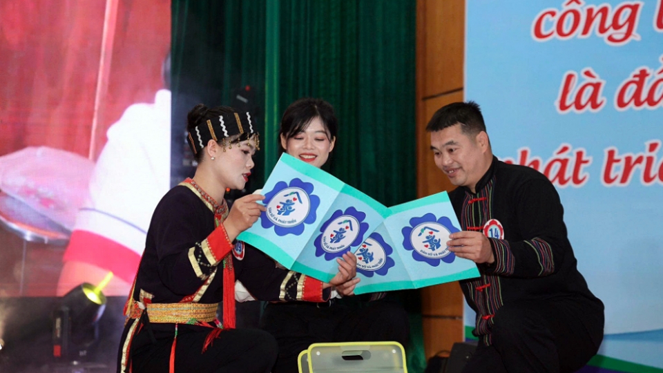 Competition for Population Awareness Advocates Draws Young Participants.jpg