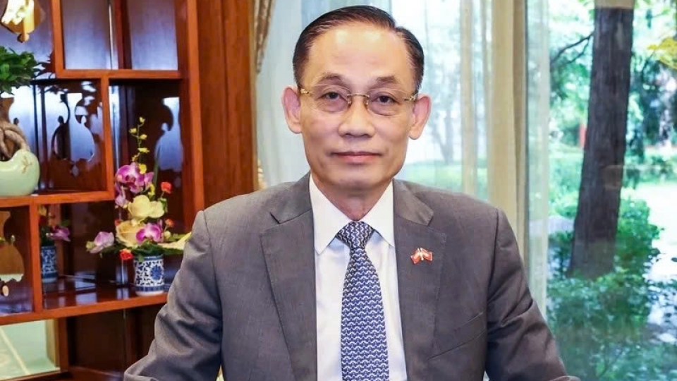 Foreign Minister Le Hoai Trung reviews the outcomes of Party General Secretary To lam's  State visit to Laos on Dec. 1-2.jpg