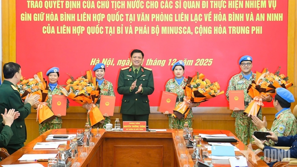 Four more Vietnamese officers deployed to UN Peacekeeping Missions.jpg